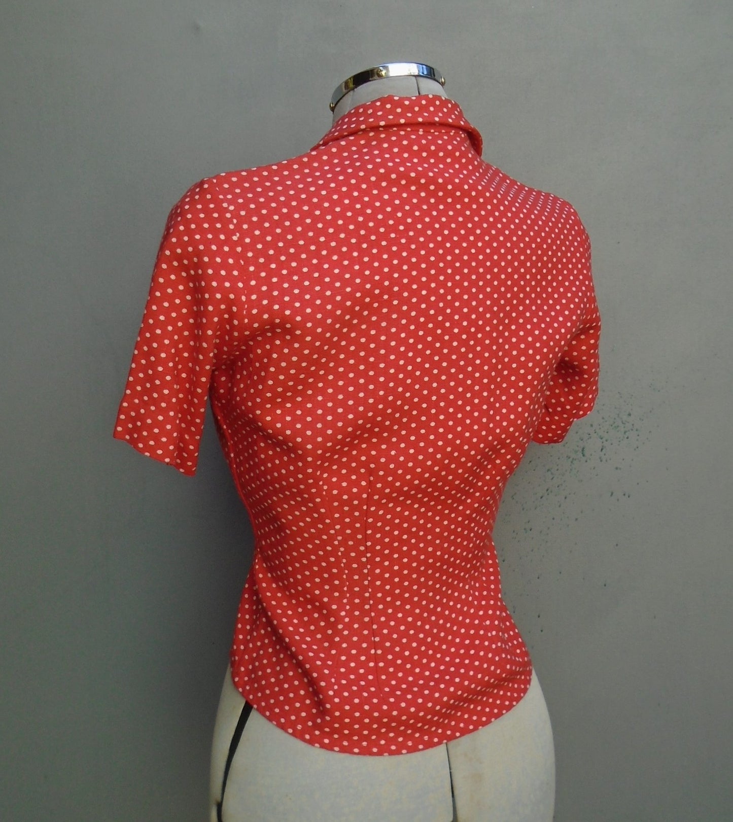 Outstanding Vintage CC41 1940s Blouse Red White Spotty Polka Dot UK XS