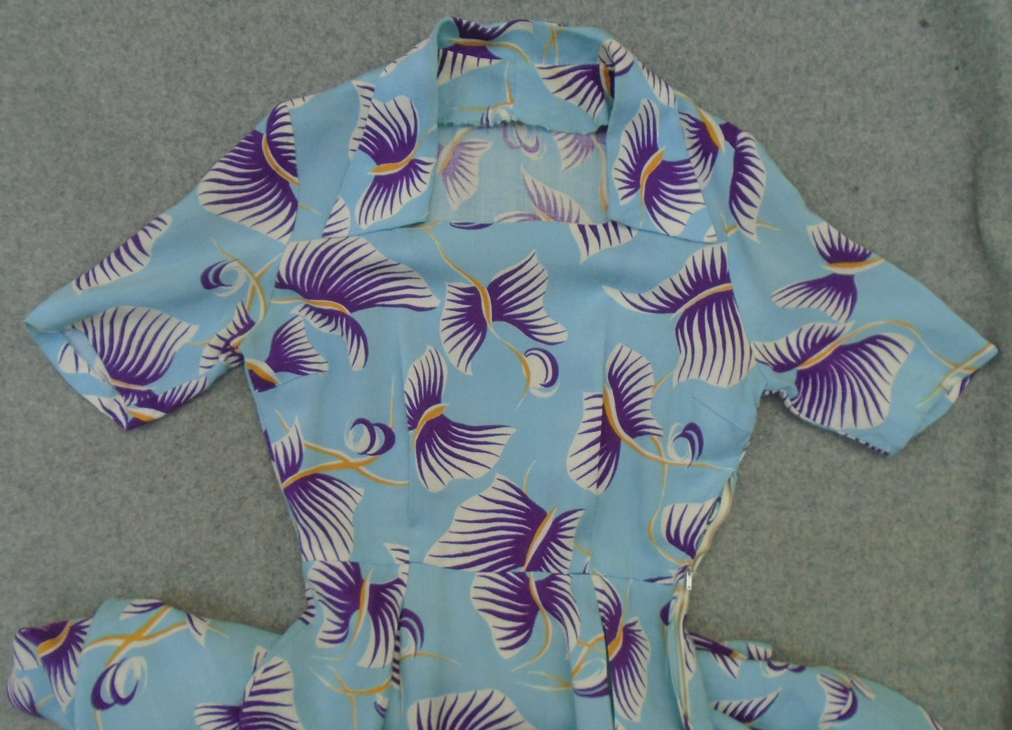 Vintage 1950s Dress Blue Purple Bold Novelty Floral Print UK XS