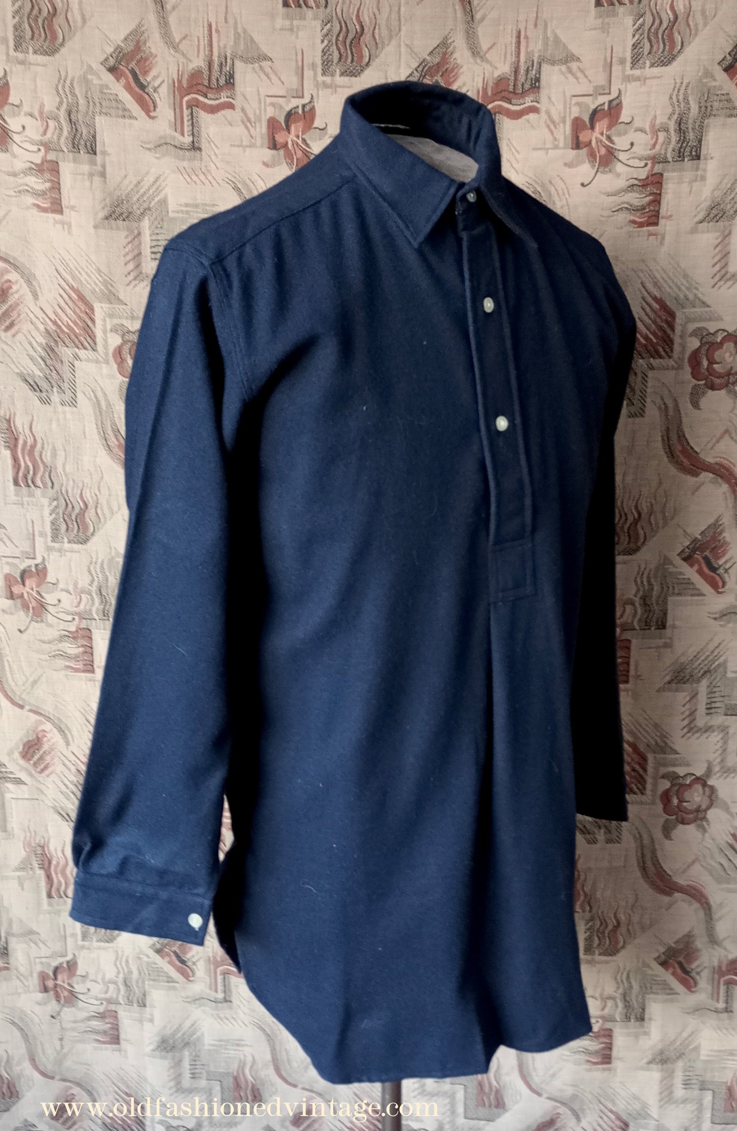 Vintage Mens NOS 1950s Black Wool Pullover Shirt Work Sports British Half Placket 15"