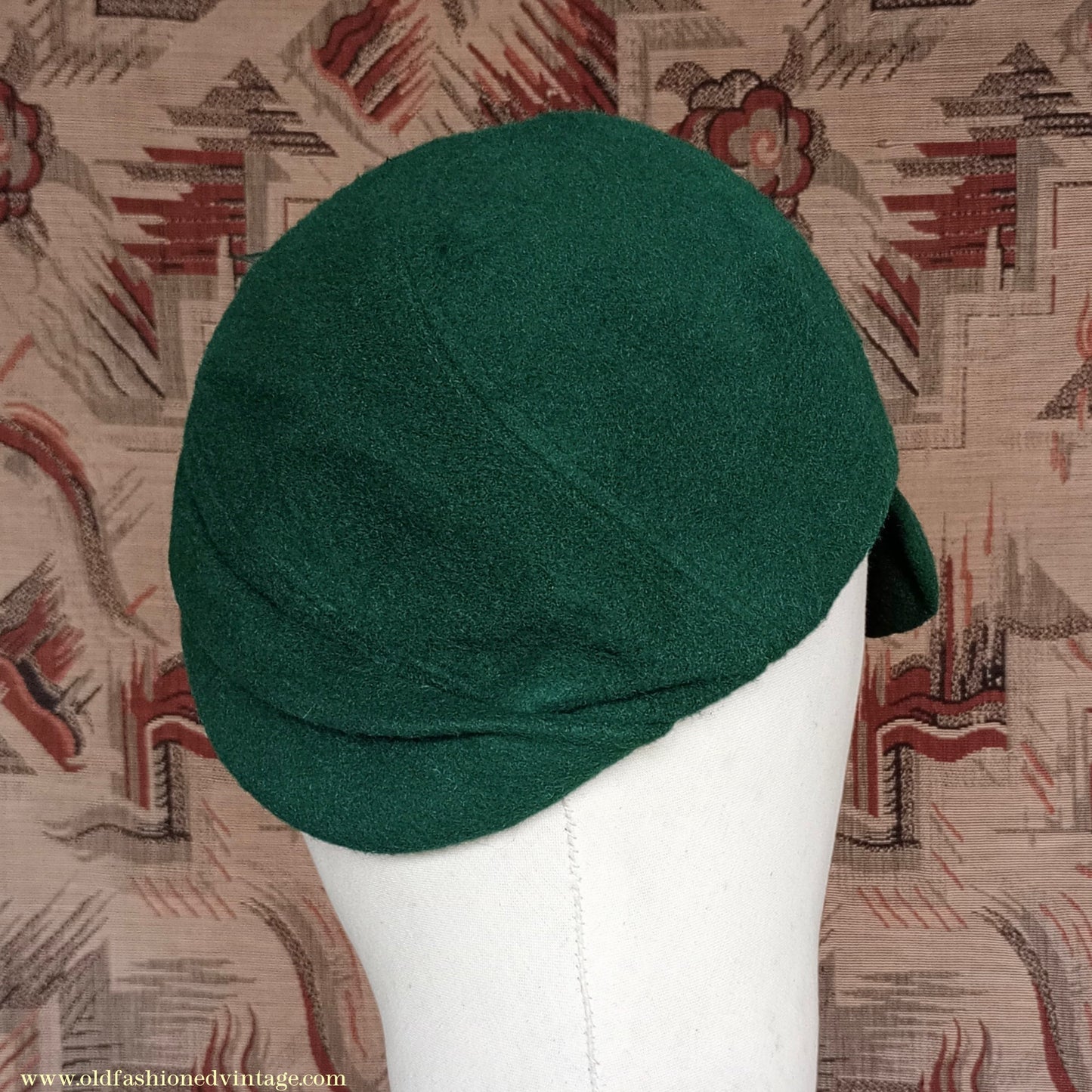 Vintage 1940s 50s Green Fleecy Wool Hat Asymmetrical Juliet Cap