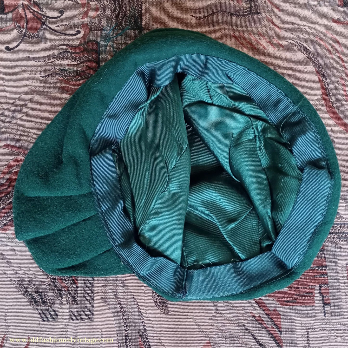 Vintage 1940s 50s Green Fleecy Wool Hat Asymmetrical Juliet Cap