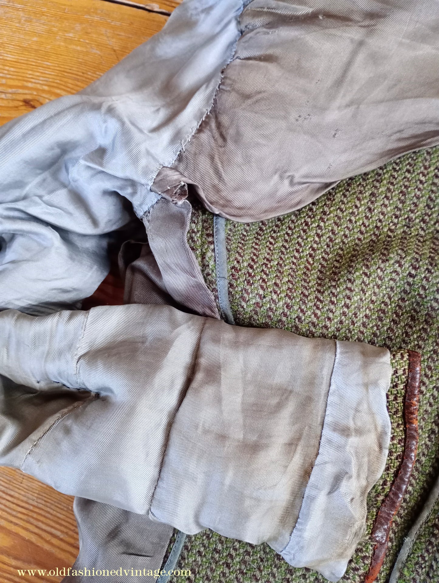 Vintage Mens 1940s Harris Tweed Sports Jacket Green Brown Striped Leather Trim 37" Long