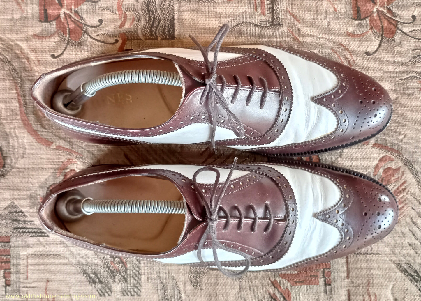 Vintage Mens Two Tone Wingtip Brogues Spectator Shoes Brown White Jones Bootmaker Gatsby UK 9.5