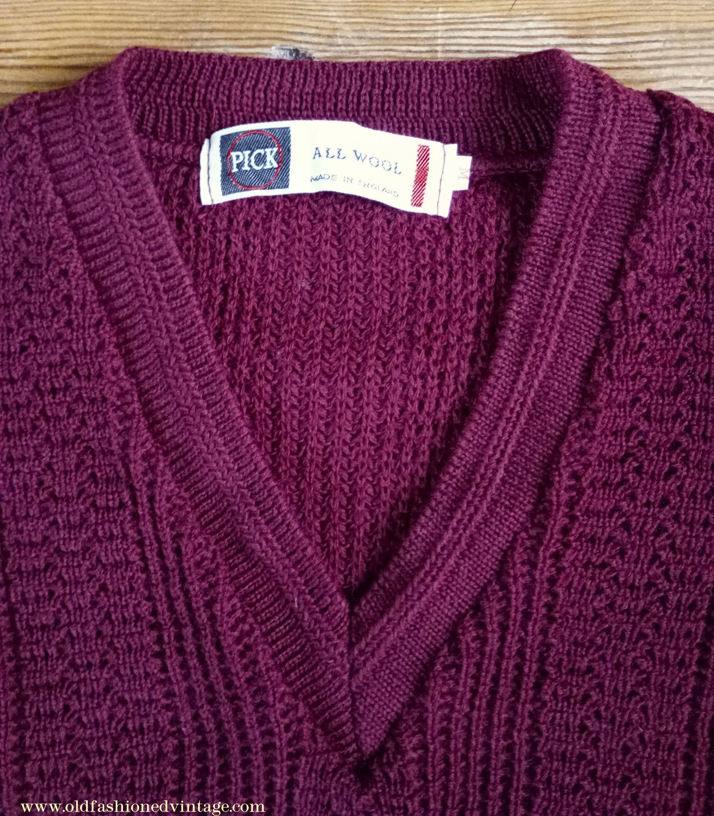 Vintage Mens 1960s Unworn V Neck Pullover Sweater Claret Red Fancy Rib Stitch S