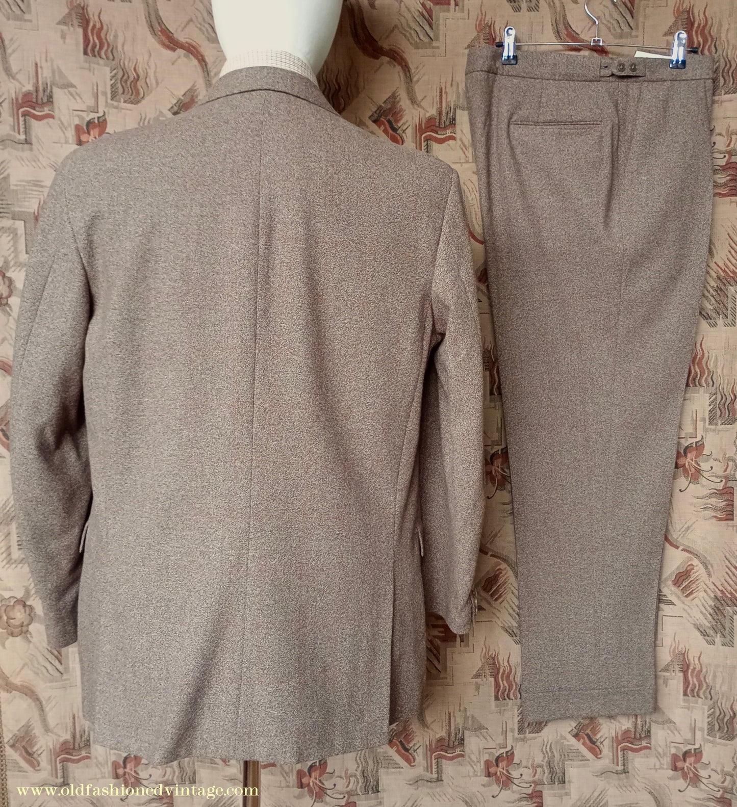 Vintage Mens 1960s DAKS Simpson Tweed Suit Olive Brown Orange Windowpane Wool 2 Piece 44"