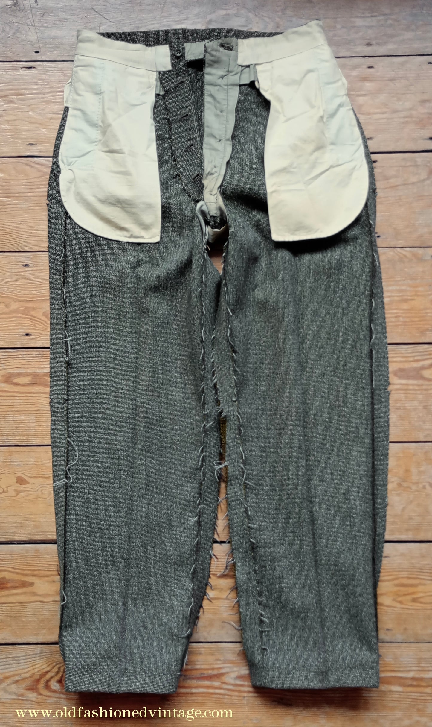 Vintage Mens Early 1960s London Bespoke Tailored Tweed Suit Olive Green Wool 2 Piece 38" Long