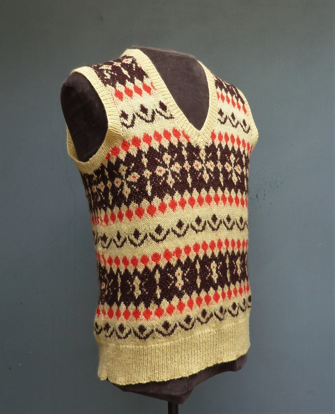 Vintage Mens Hand Knitted Fair Isle Slipover Sweater Vest Yellow Brown Red 1940s WW2 1950s Fairisle Tank Top