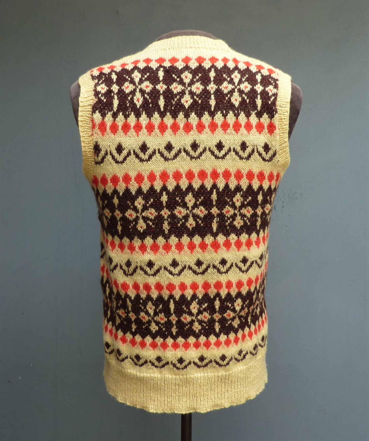 Vintage Mens Hand Knitted Fair Isle Slipover Sweater Vest Yellow Brown Red 1940s WW2 1950s Fairisle Tank Top