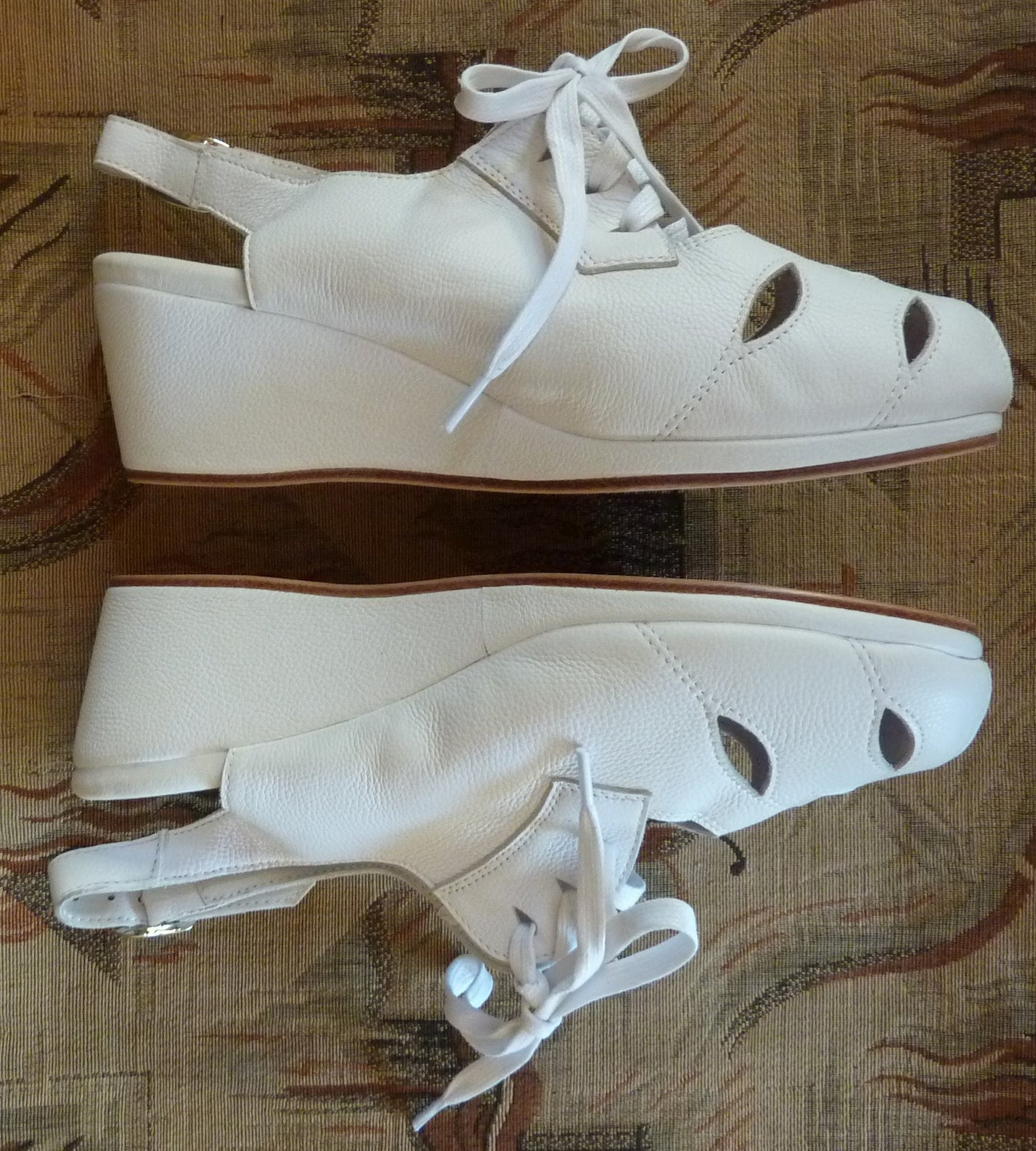 Vintage 1940s Style Wedge Shoes White Leather Sandals Canama 40s UK6