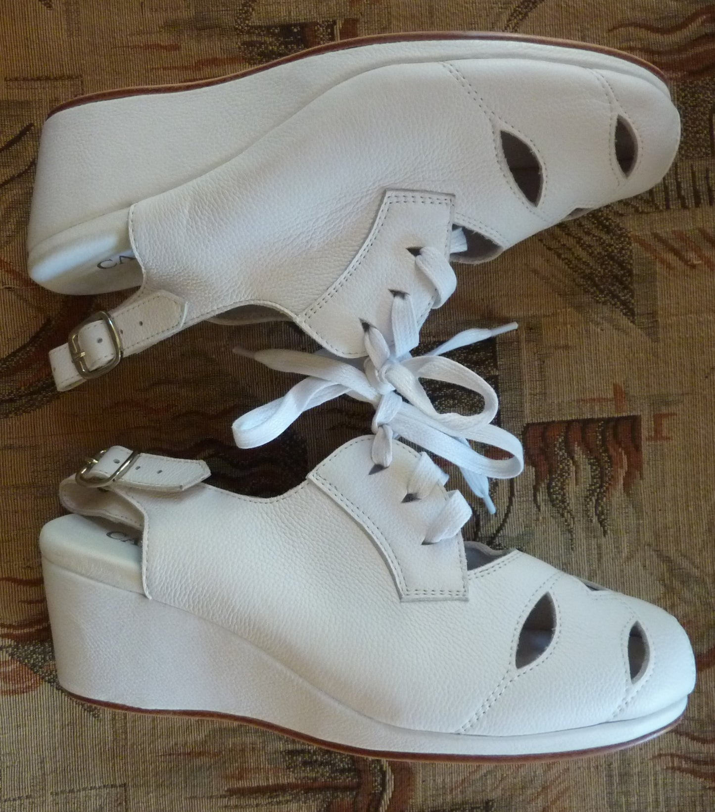 Vintage 1940s Style Wedge Shoes White Leather Sandals Canama 40s UK6