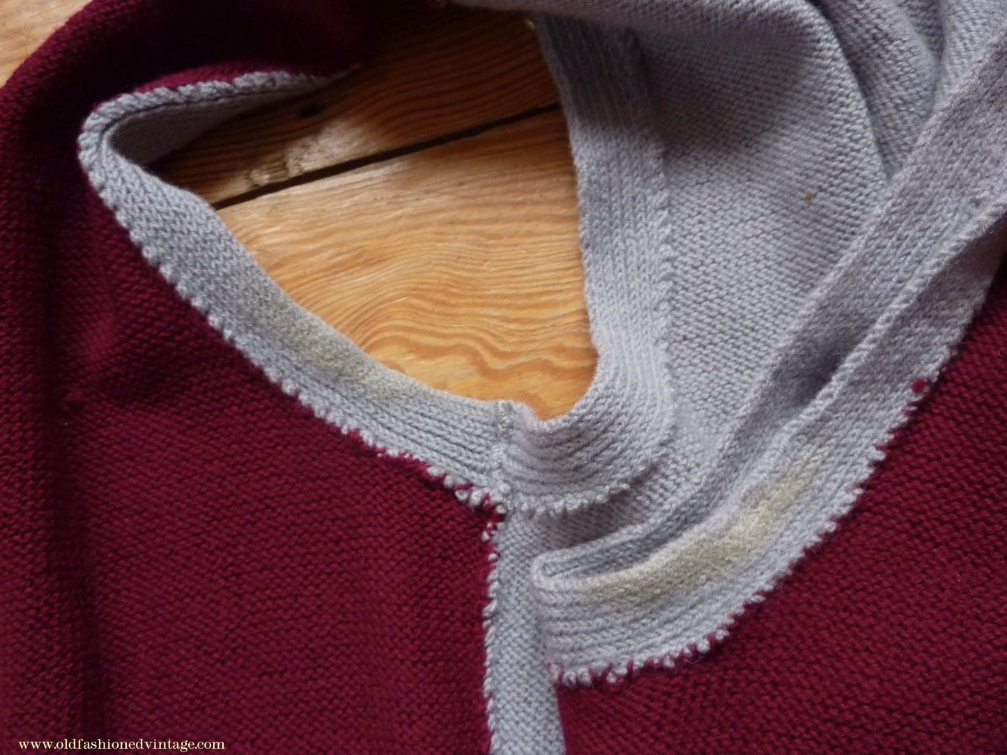 Vintage Mens 1950s Hand Knitted Waistcoat 2 Tone Burgundy Grey Wool Sleeveless Cardigan Sweater Vest S