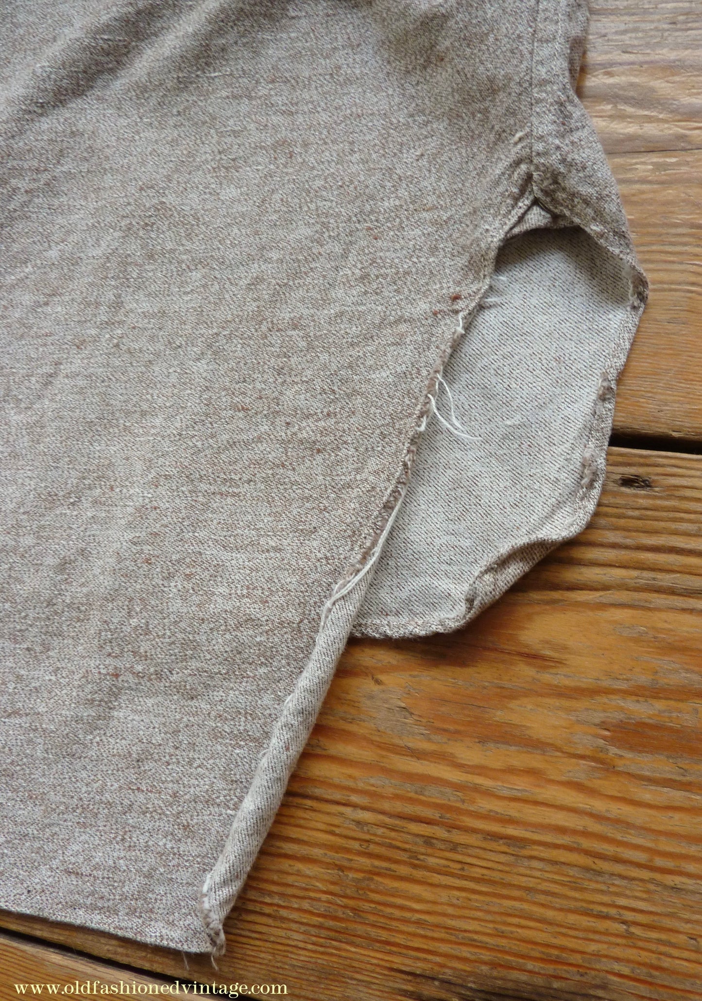 Vintage Mens 1930s 1940s French Pullover Work Shirt Oatmeal Marl Cotton Salt & Pepper Overhead Half Buttoned Spearpoint Collar S