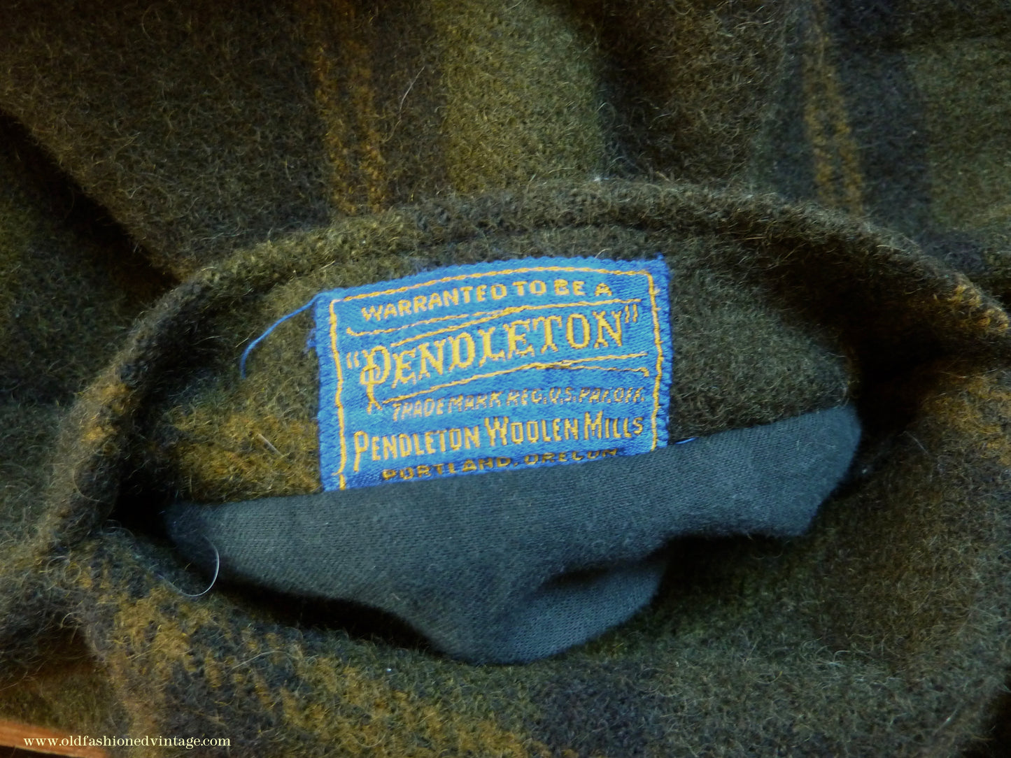 Vintage Mens 1950s Pendleton Reversible Zipper Jacket Olive Green Plaid Wool Cotton S