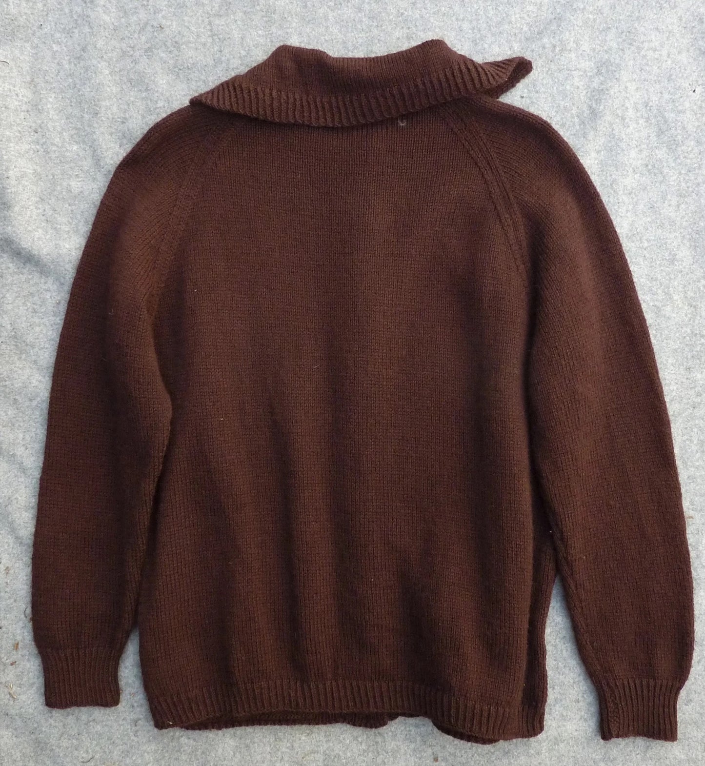 Vintage Hand Knitted 1950s 60s Chocolate Brown Raglan Cardigan UK L