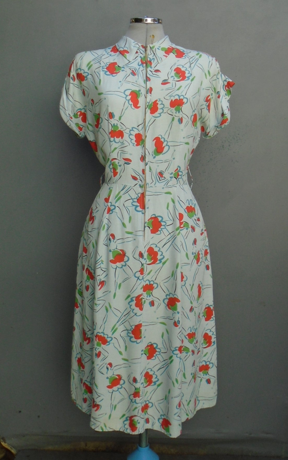 Superb Bold Novelty Print Vintage 1940s Dress Zip Front Ballet Dancers Ballerinas UK M