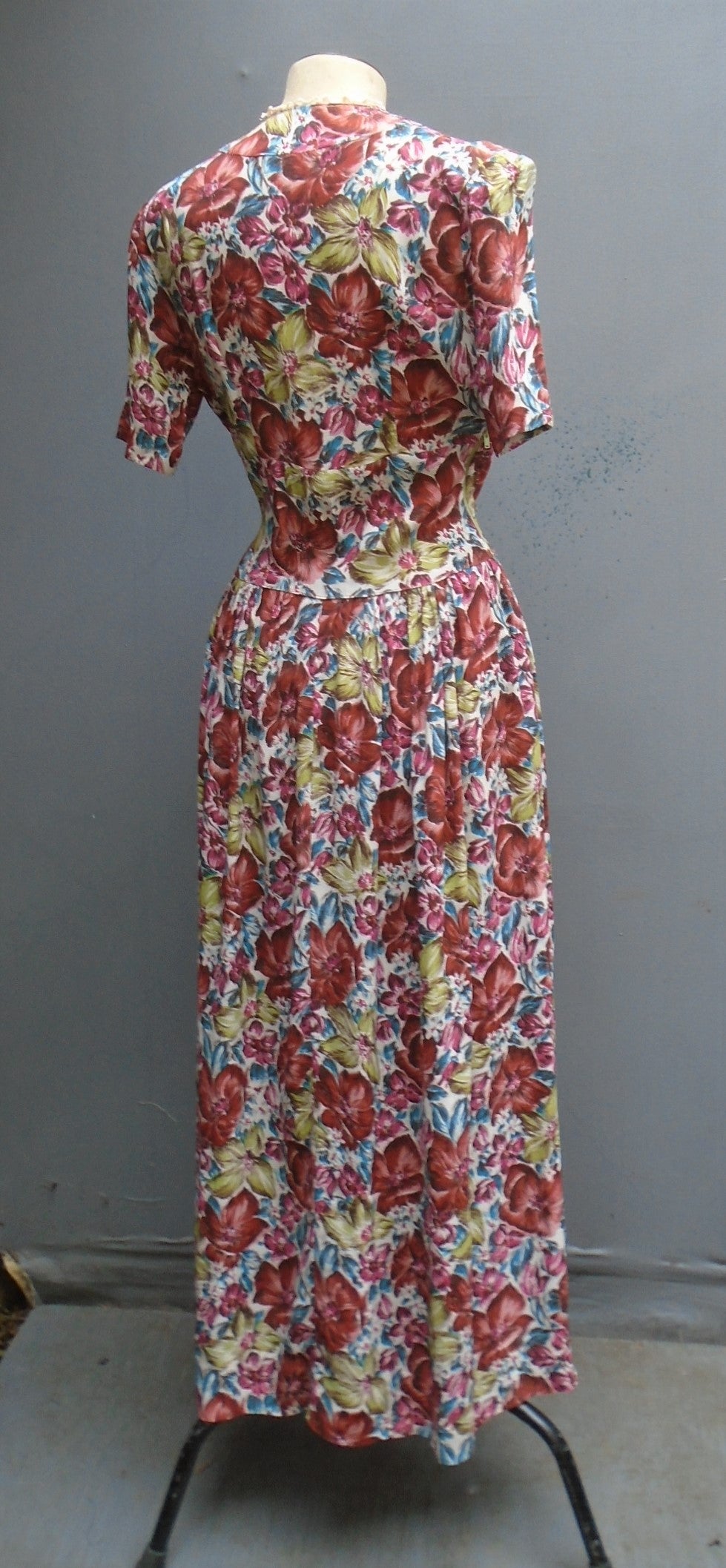 Vintage 1940s Afternoon Dress Novelty Bold Floral Print Long Garden Party Dance Gown UK S