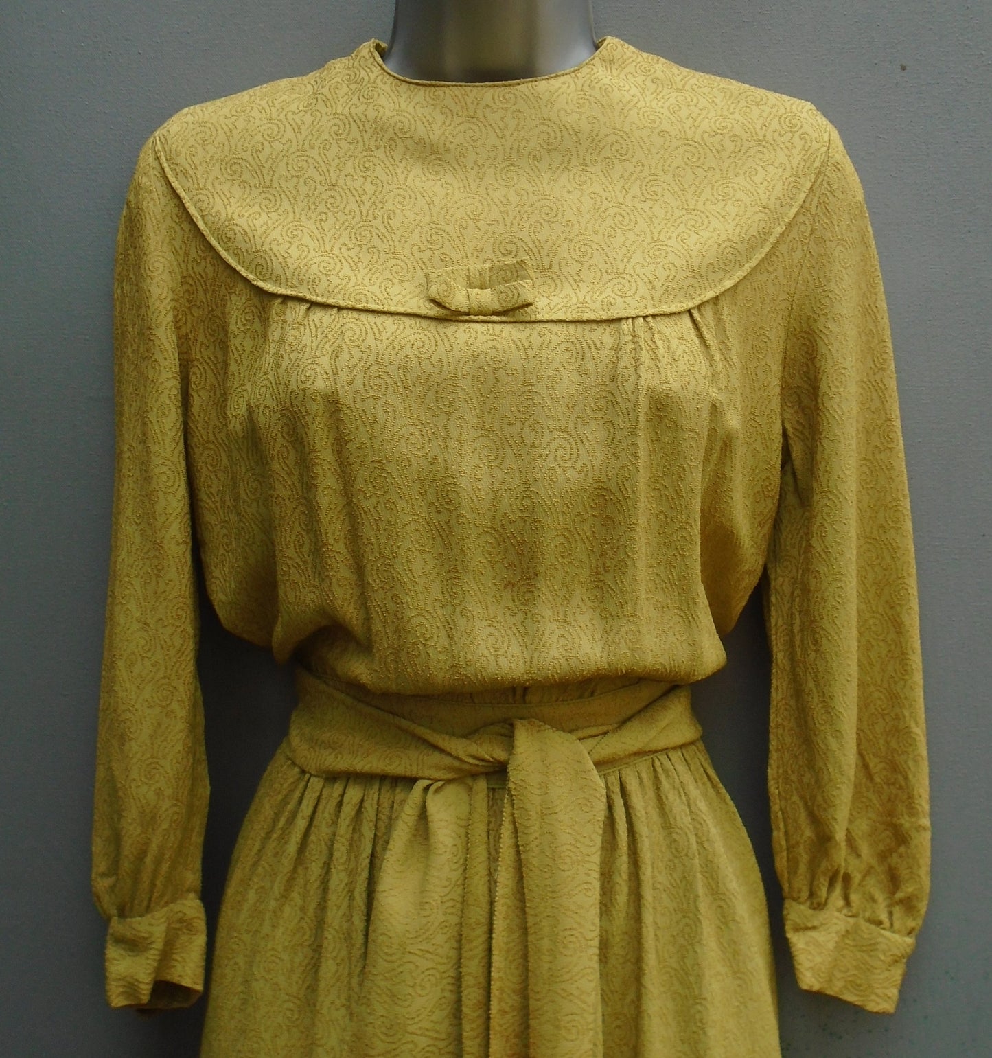 Original 1940s 30s Handmade Vintage Dress Chartreuse Rayon Crepe UK XS/S