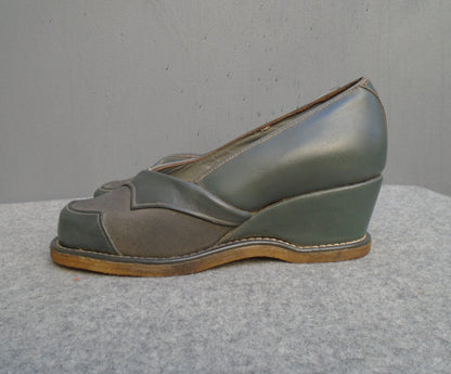 Vintage 1940s Grey Leather Suede Wedge Shoes French TROTT NOS Deadstock UK 4.5