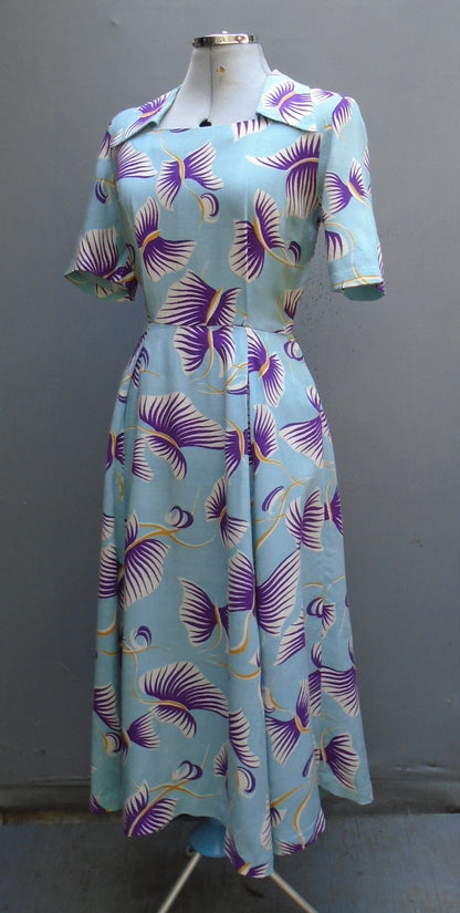Vintage 1950s Dress Blue Purple Bold Novelty Floral Print UK XS
