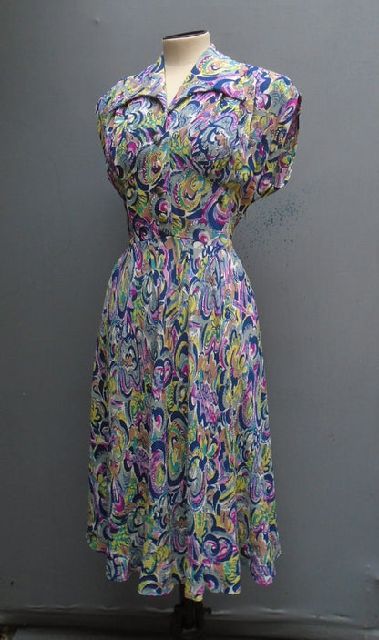 Superb Vintage 1940s Dress Bold Floral Novelty Print UK S