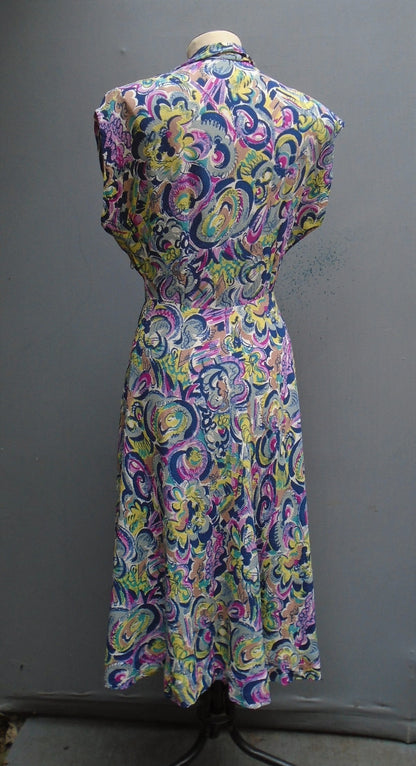 Superb Vintage 1940s Dress Bold Floral Novelty Print UK S