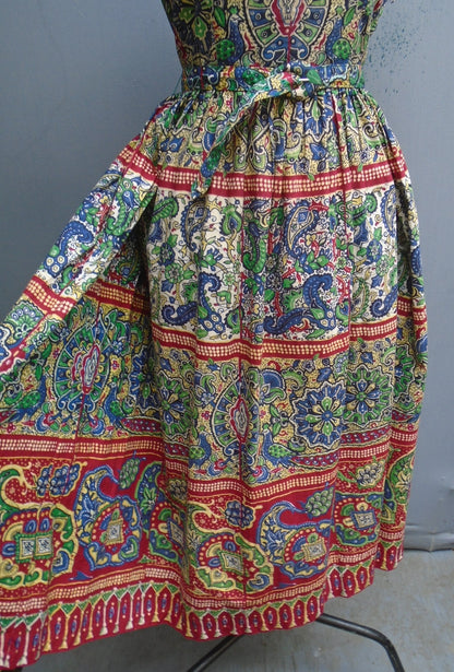 Vintage 1950s Dress Bold Print Red Green Blue Cotton Patio UK S