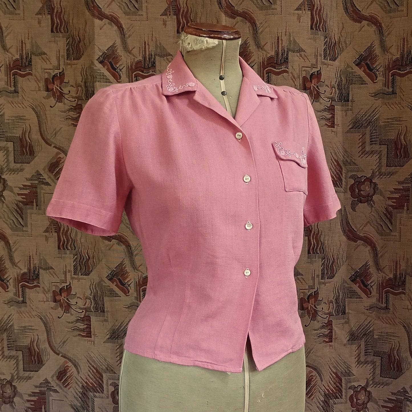 Vintage CC41 Blouse 1940s Pink Shirt Short Sleeved Sleeves Soutache Decoration