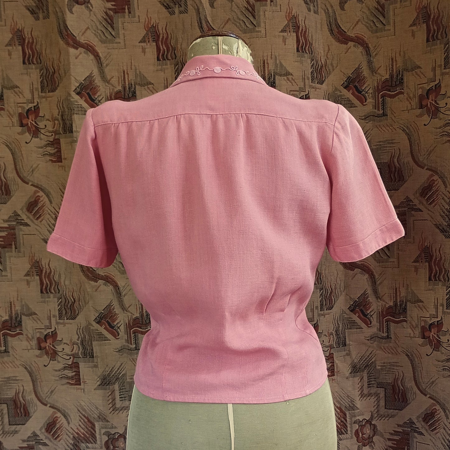 Vintage CC41 Blouse 1940s Pink Shirt Short Sleeved Sleeves Soutache Decoration