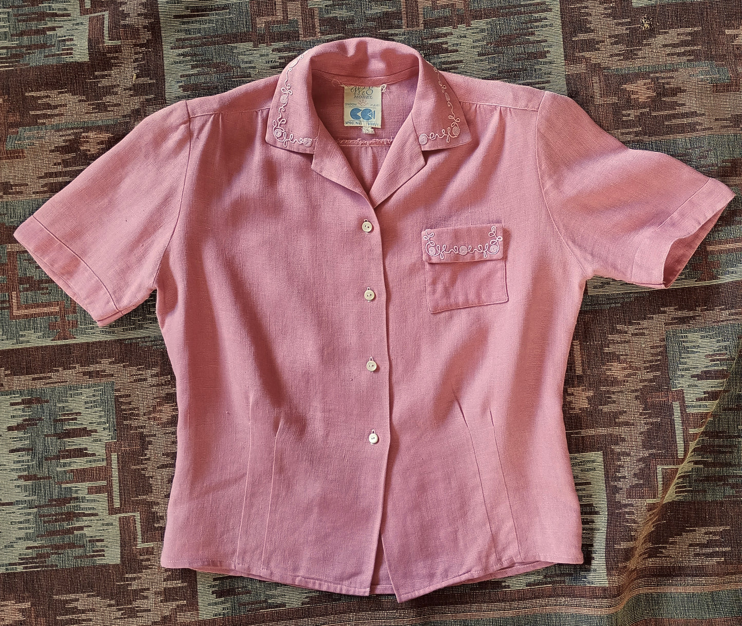 Vintage CC41 Blouse 1940s Pink Shirt Short Sleeved Sleeves Soutache Decoration