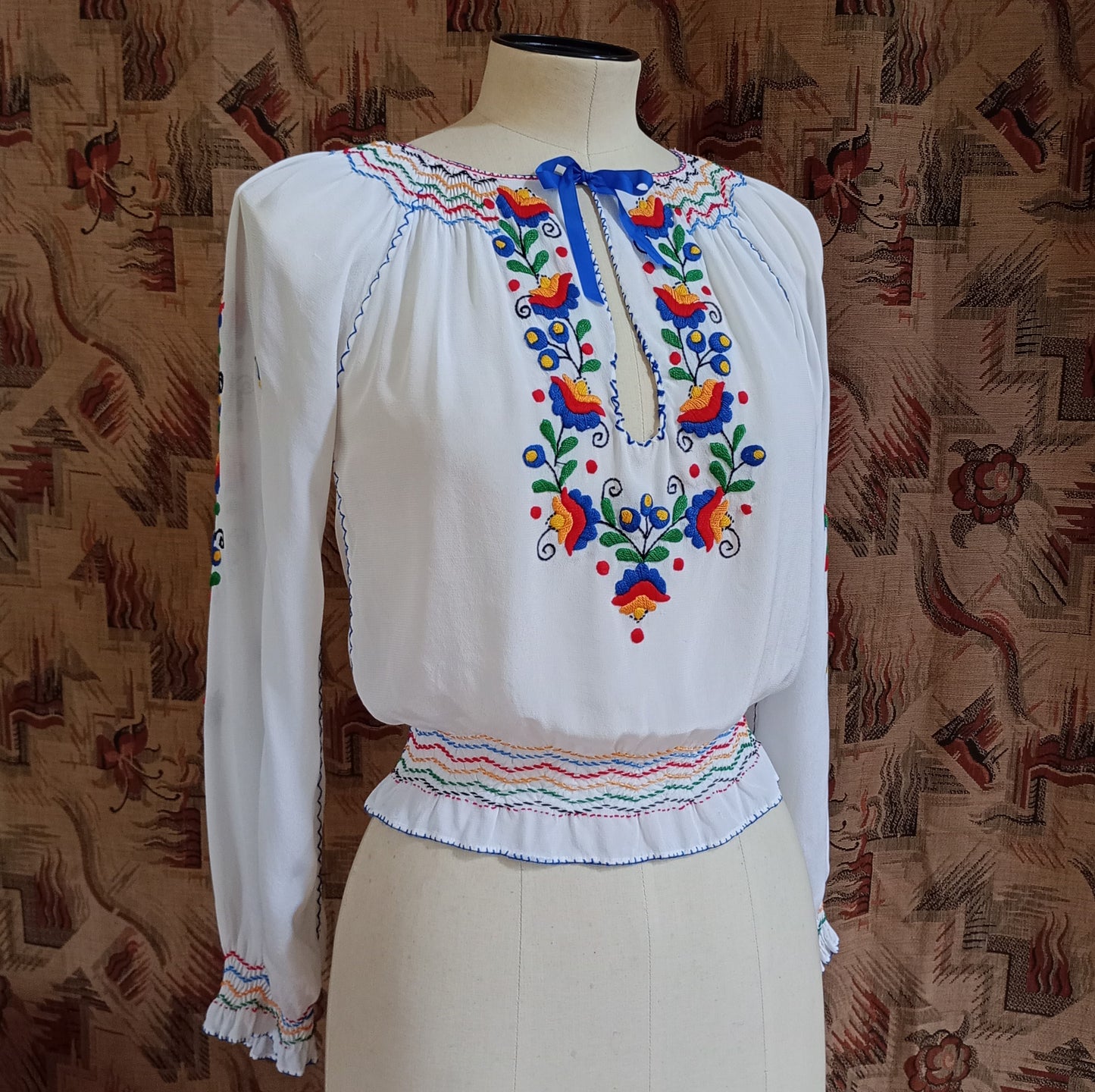 Vintage 1940s 50s Hungarian Style Hand Embroidered Peasant Blouse UK S