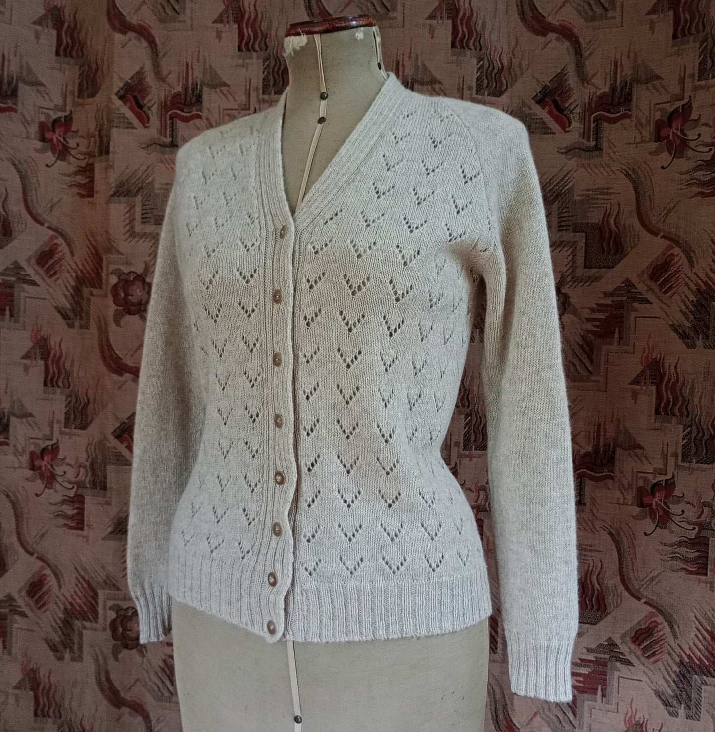 Original Vintage 1950s Knitted Cardigan Sweater Oatmeal Beige Shetland Wool UK S/M