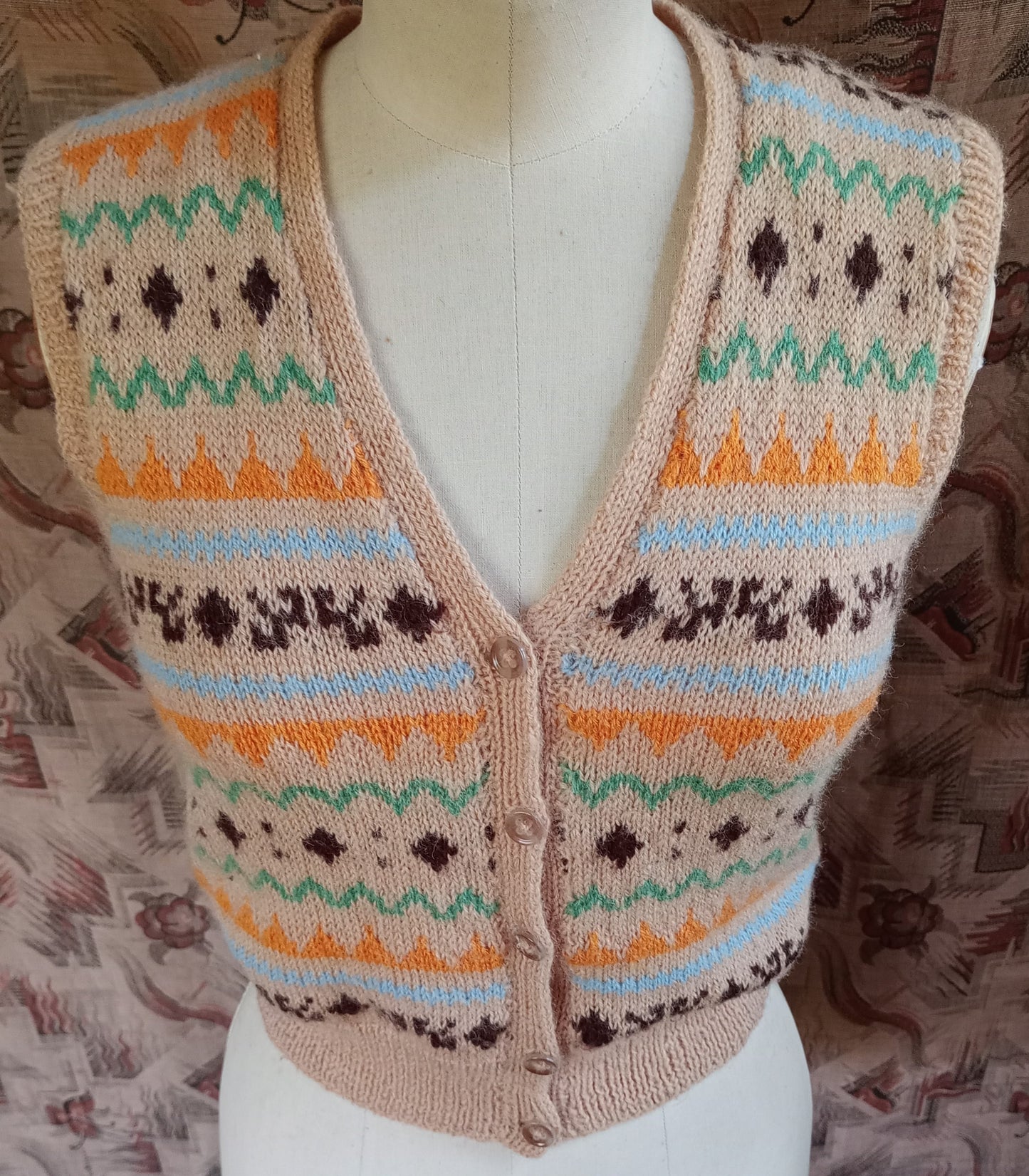 Vintage 1950s Hand Knitted Waistcoat Fair Isle Beige Sleeveless Cardigan Bust 30" Womens UK XXS