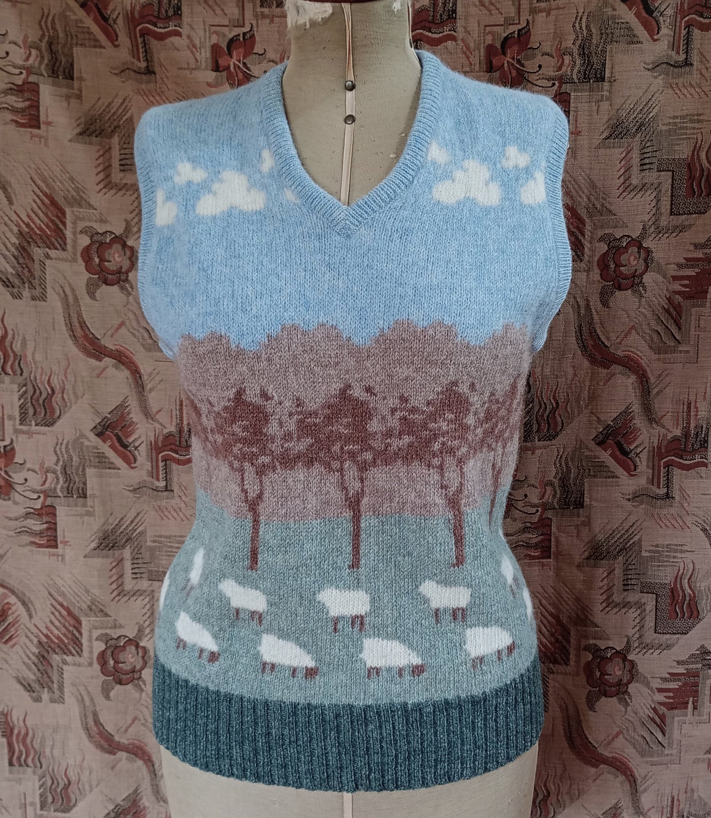 Vintage Mens Knitted Fair Isle Slipover Sweater Vest Novelty Sheep Picture Knit