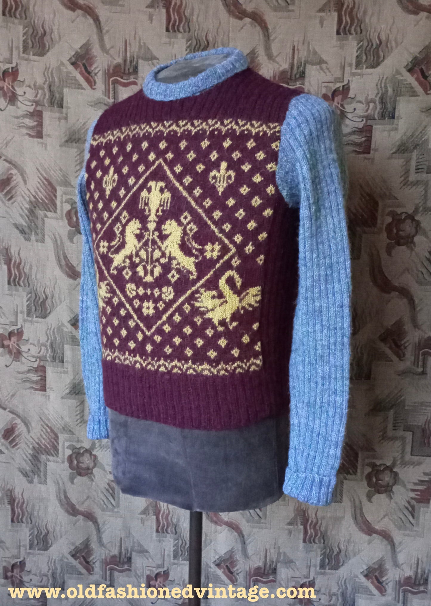 Reproduction Mens 1940s Fairisle Jumper Heraldic Design Picture Knit Sweater Burgundy Grey Yellow S