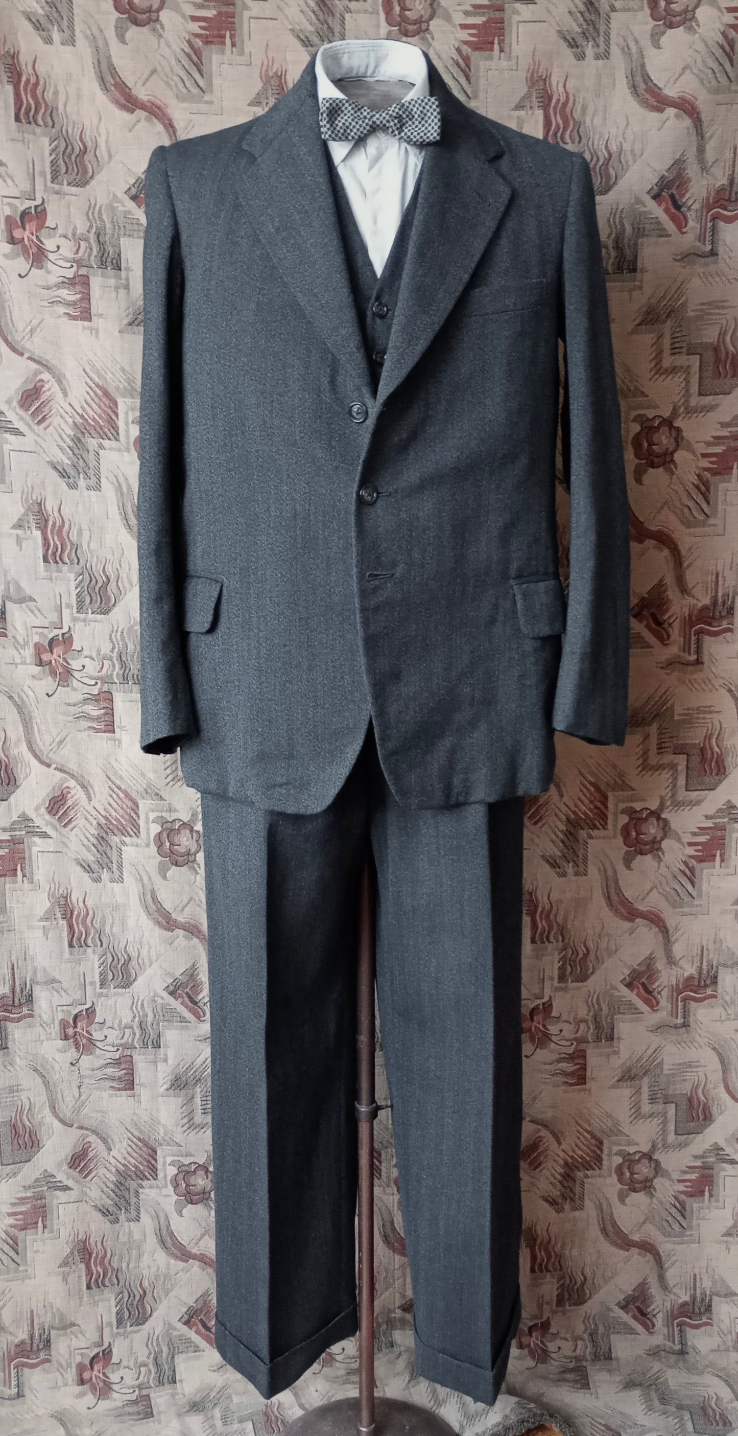 Vintage 1950s Mens Bespoke 3 Piece Suit Charcoal Grey Herringbone Wool 38"