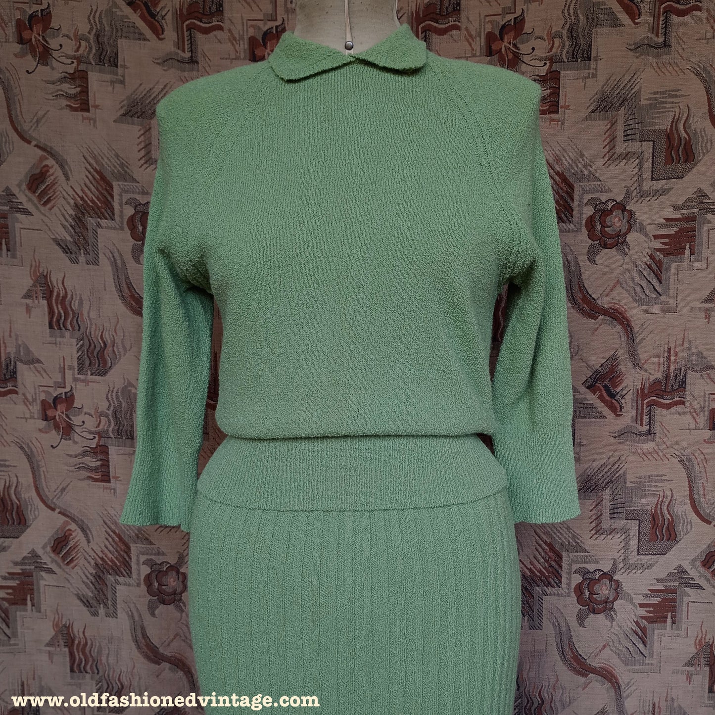 Vintage 1950s Green Wool Knit Set Sweater Skirt 40s UK S