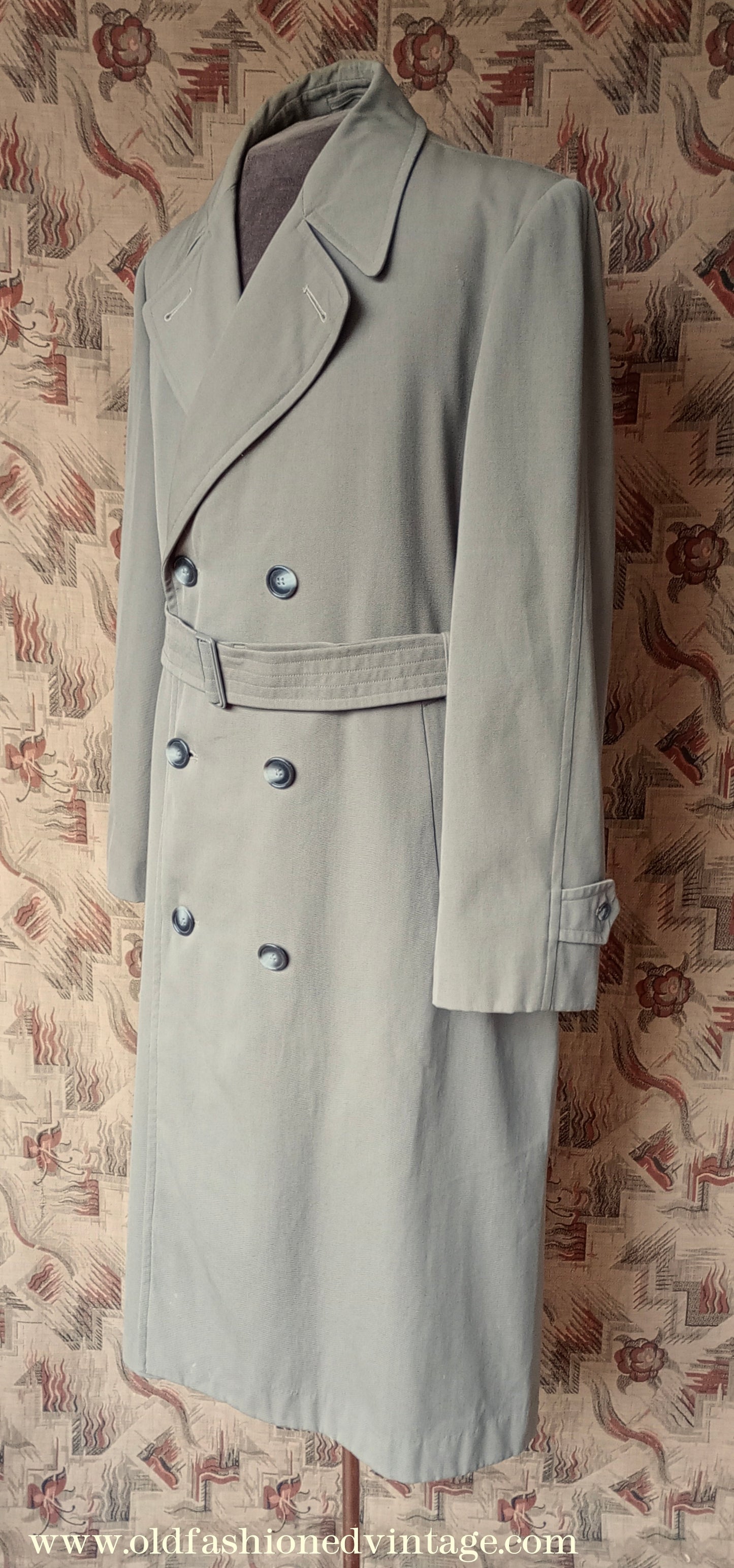 Vintage Mens 1950s Burton Trenchcoat Double Breasted Raincoat Mac 44"