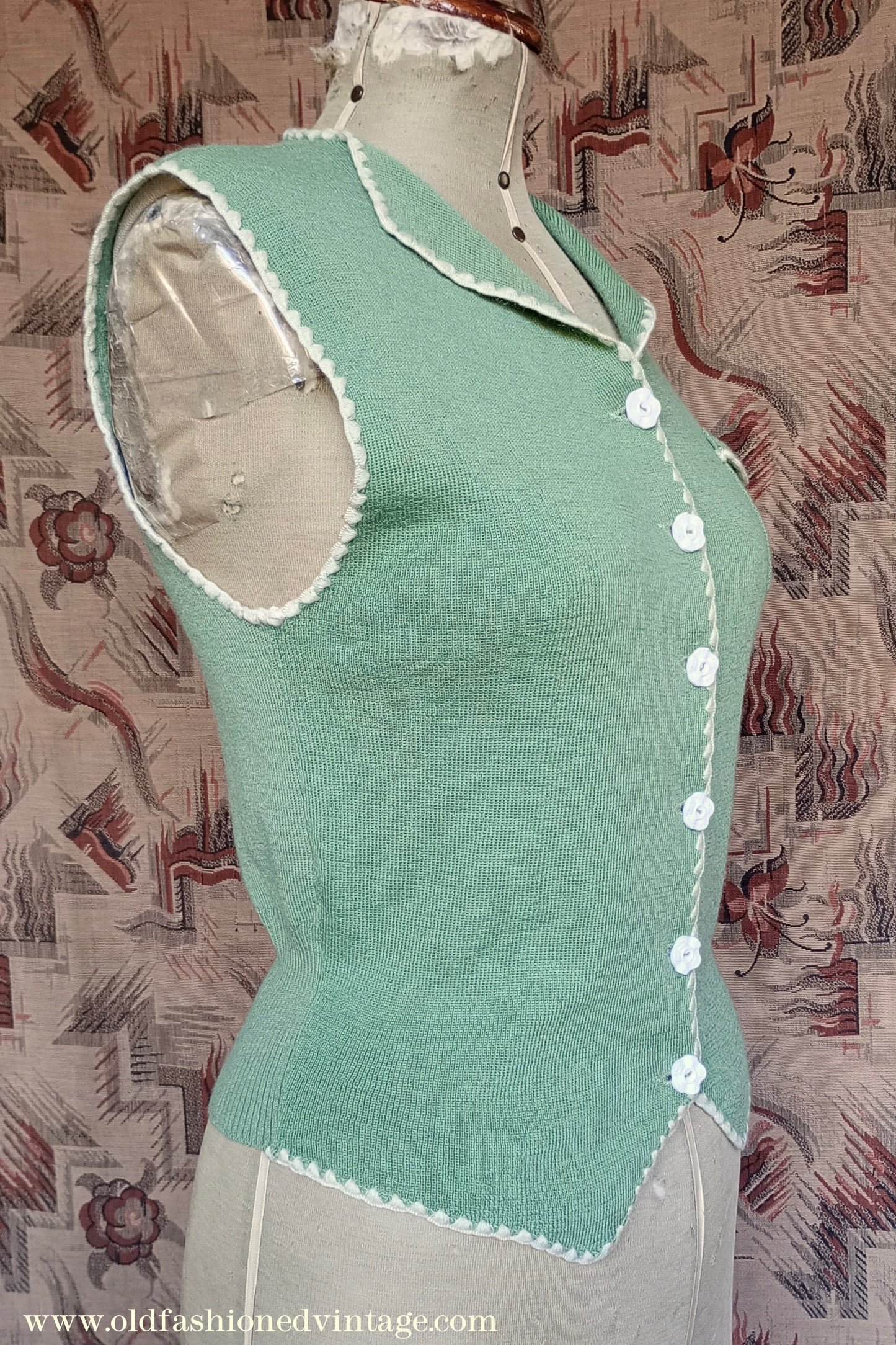 Vintage 1940s Green Knitted Waistcoat Jerkin Wool Vest UK S