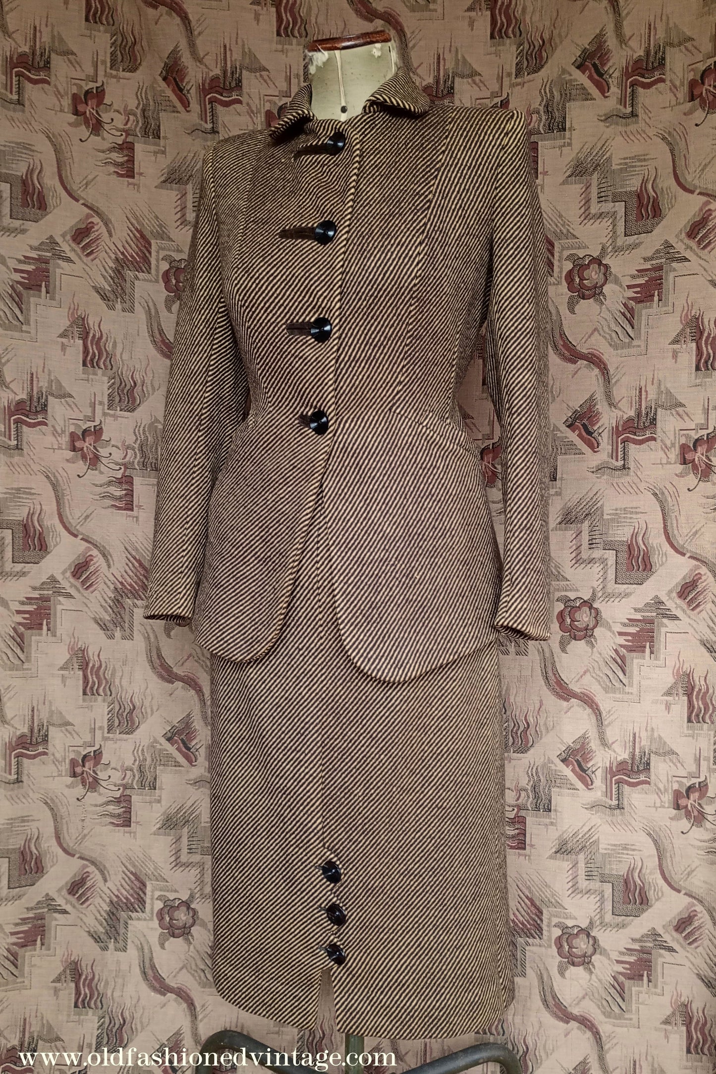 Fabulous Vintage 1940s Suit Yellow Brown Striped Jacket Skirt UK XS