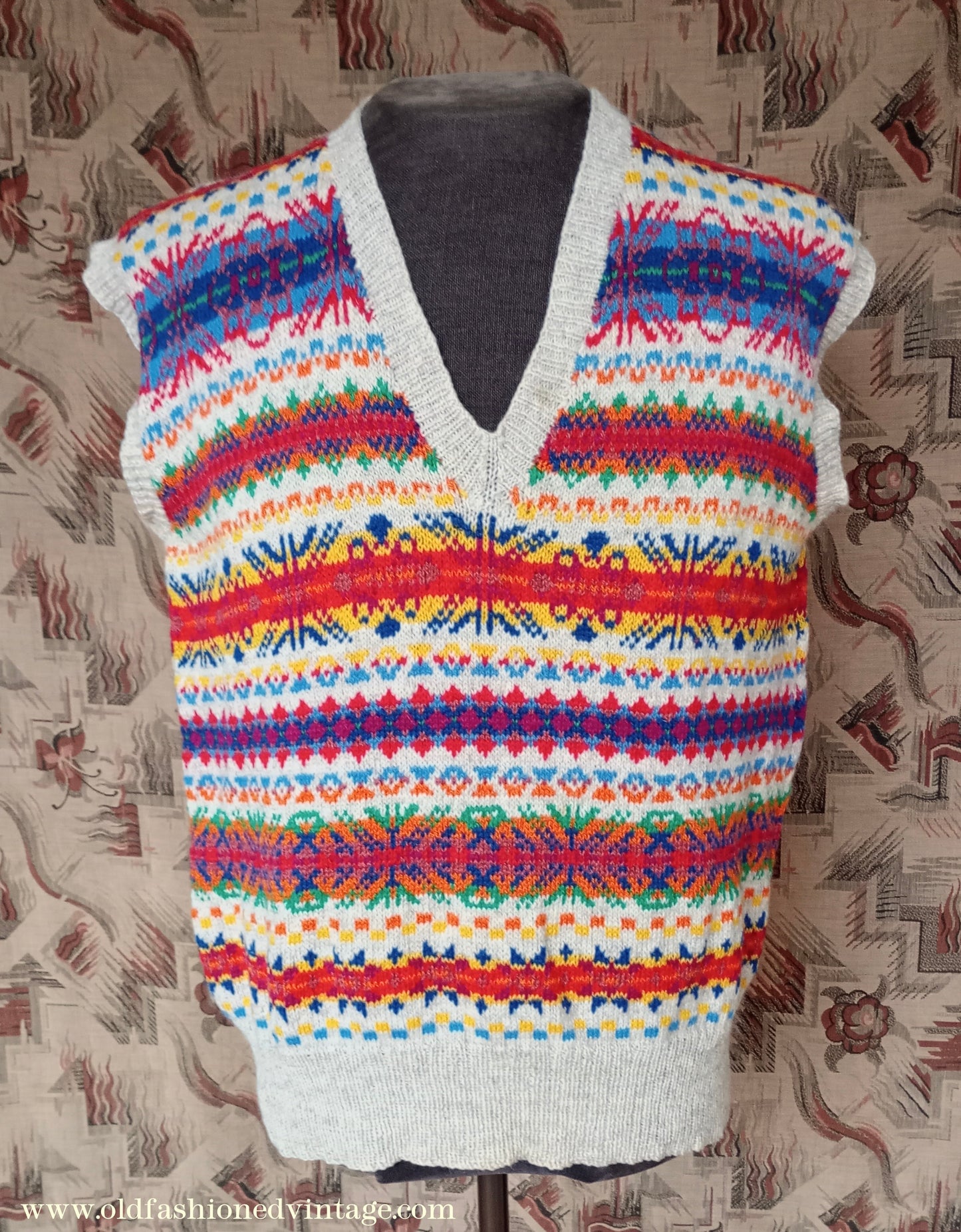 Vintage Mens 1950s Hand Knitted Fair Isle Slipover Sweater Vest Tank Top UK XL