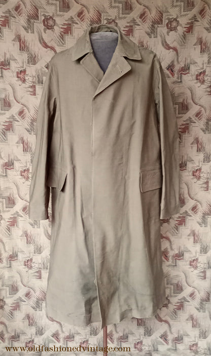 Vintage Mens 1950s British Army Khaki Rubberised Raincoat Coats Rubberproofed 1A UK L/XL