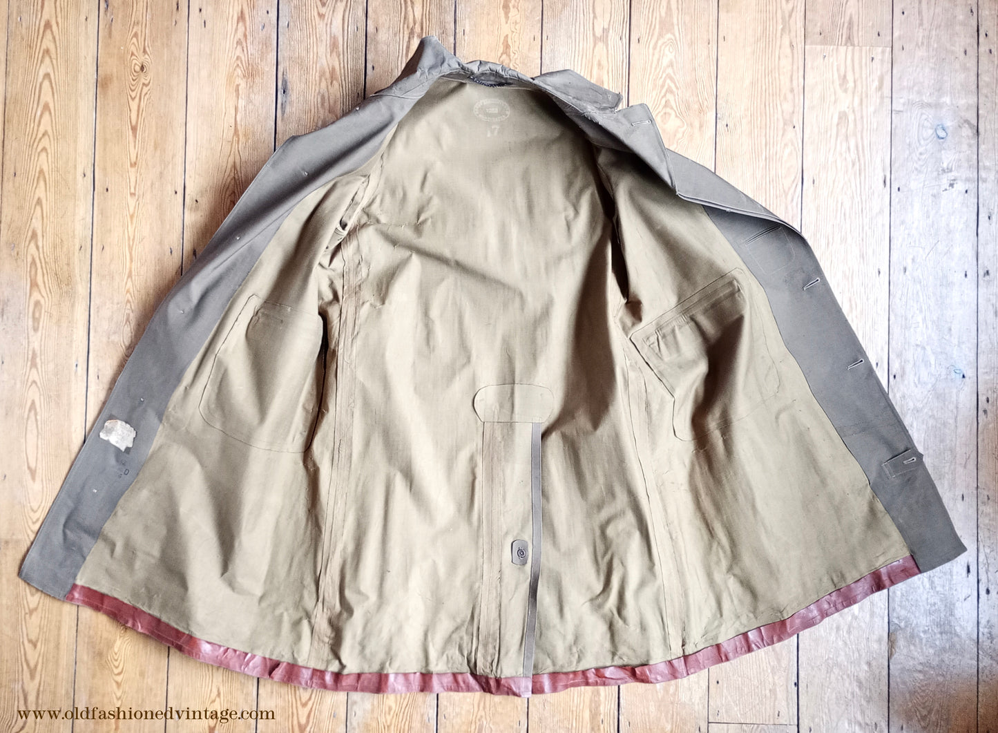 Vintage Mens 1950s British Army Khaki Rubberised Raincoat Coats Rubberproofed 1A UK L/XL