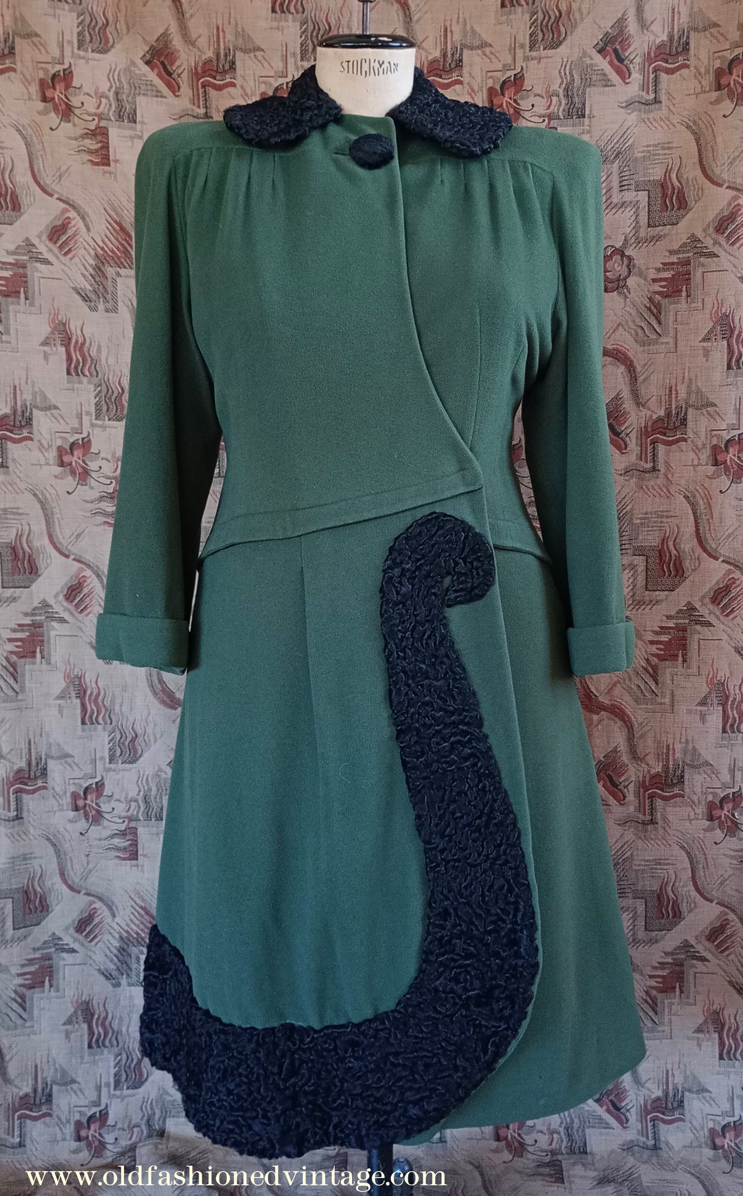 Vintage 1940s Green Wool Asymmetrical Astrakhan Trim Coat UK L