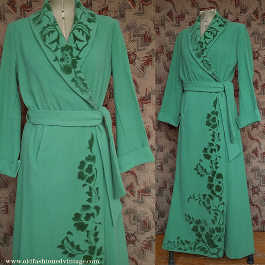 Vintage 1940s 50s Housecoat Dressing Gown Eau De Nil Green Wool Robe UK M