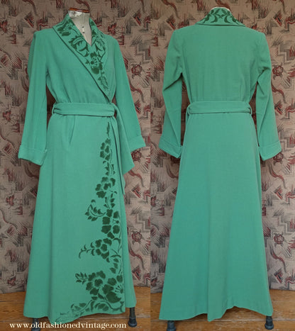 Vintage 1940s 50s Housecoat Dressing Gown Eau De Nil Green Wool Robe UK M