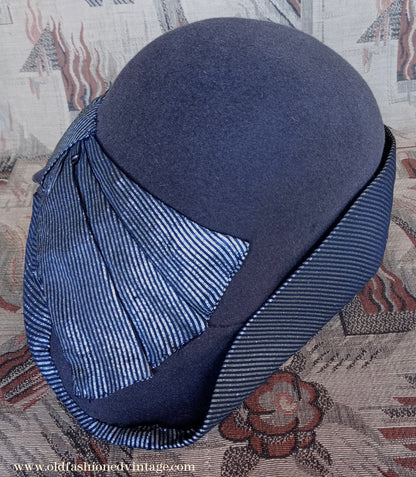 Vintage 1920s 1930s Grey Felt Hat Silver Trim Cloche