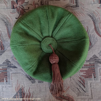 Vintage 1950s Green Wool Beret Brown Tassel 40s