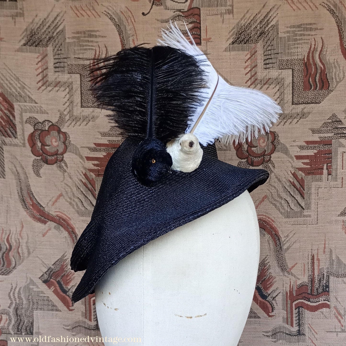 Amazing Vintage 1930s 40s Black Straw Hat Novelty Chenille Faux Bird & Feather Trim Perch