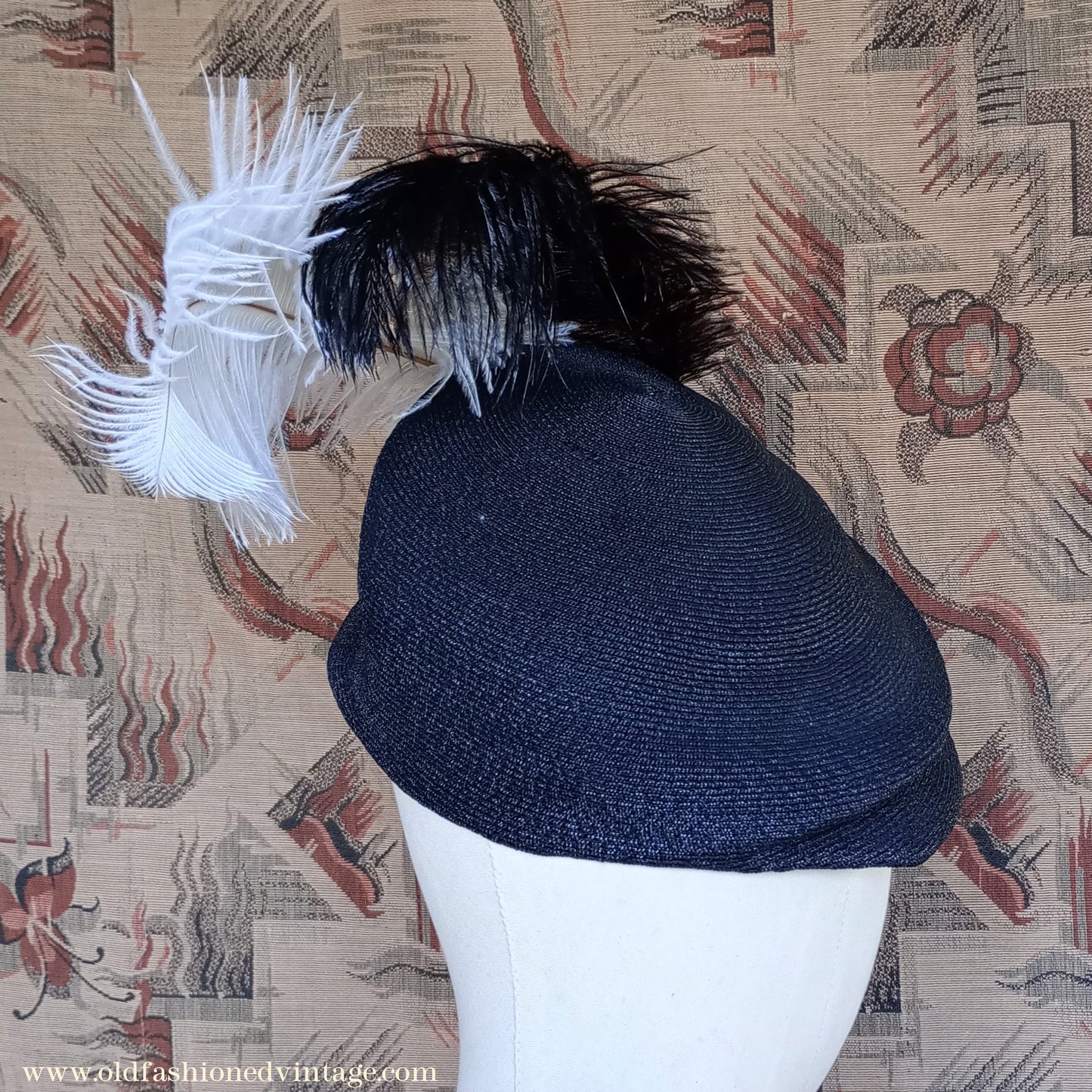 Amazing Vintage 1930s 40s Black Straw Hat Novelty Chenille Faux Bird & Feather Trim Perch