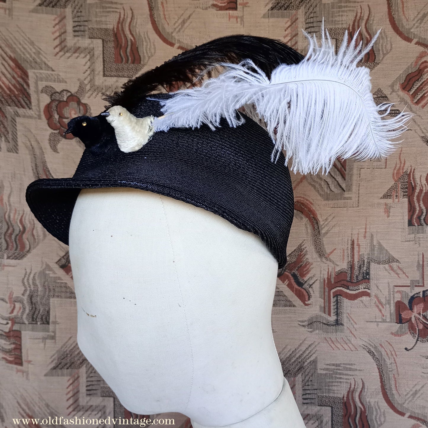 Amazing Vintage 1930s 40s Black Straw Hat Novelty Chenille Faux Bird & Feather Trim Perch